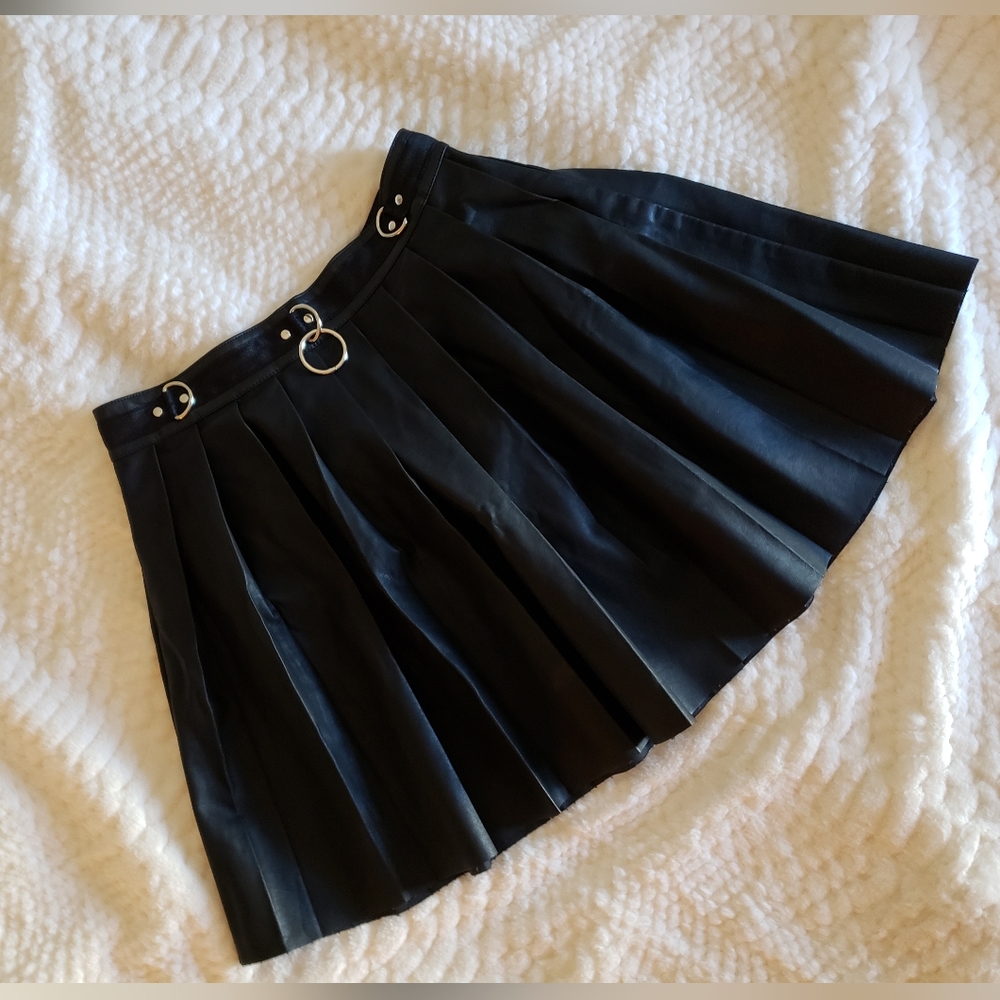Current mood faux leather skirt
